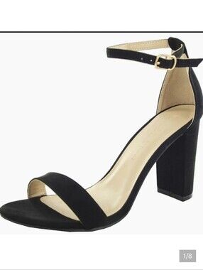 WILD DIVA MORRY BLACK CHUNKY HEEL SANDALS SIZE 7.5